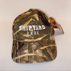 New with tags Real Tree Max-4 Velcro Snap Cap